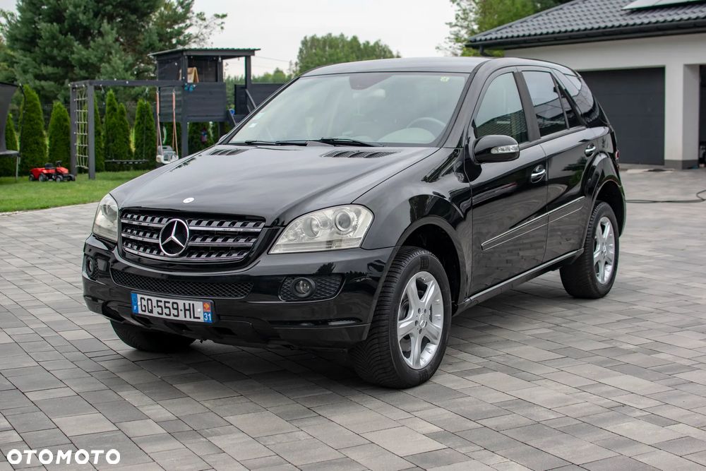 Mercedes-Benz ML - 28