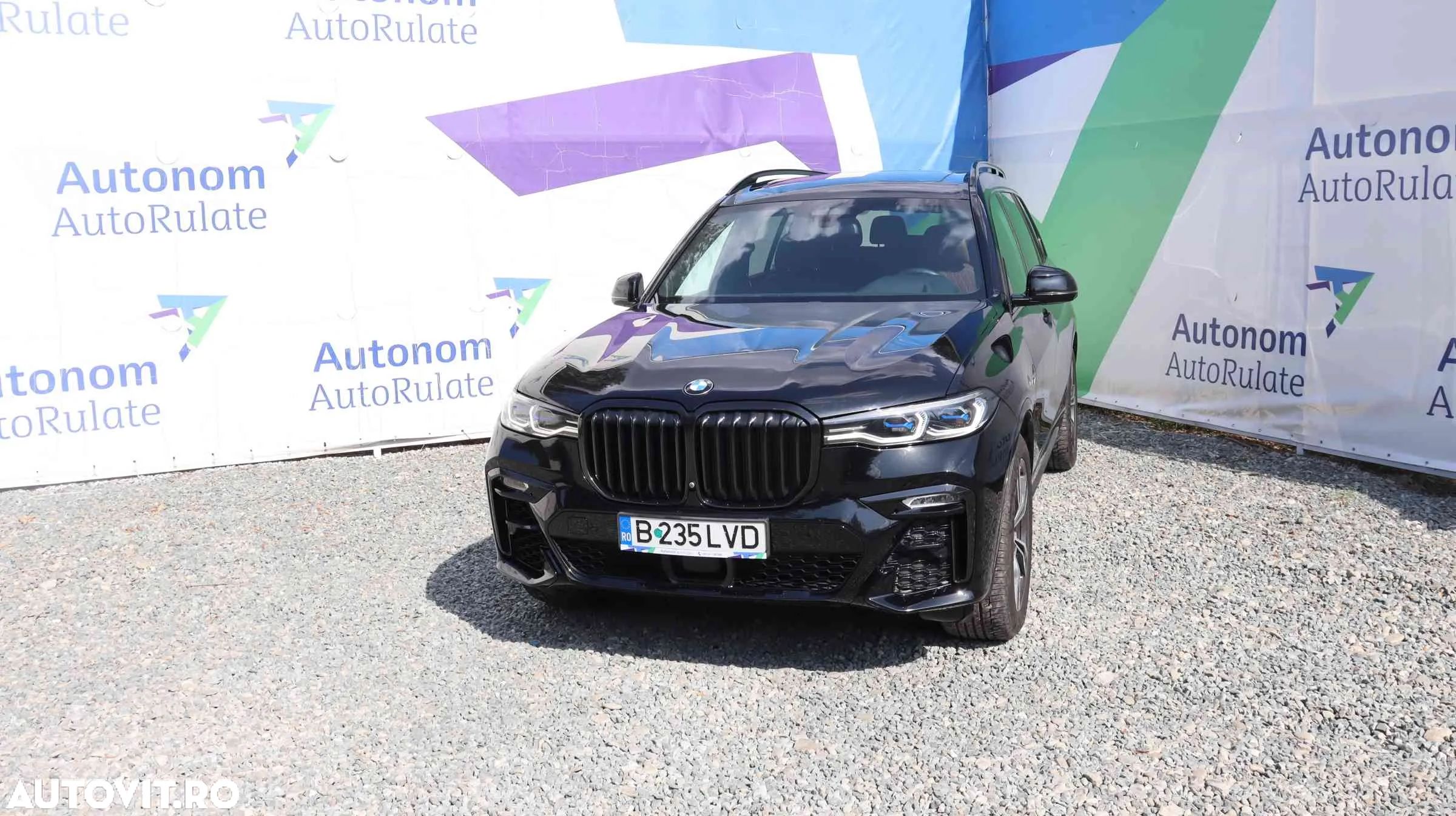 BMW X7 M50i - 1