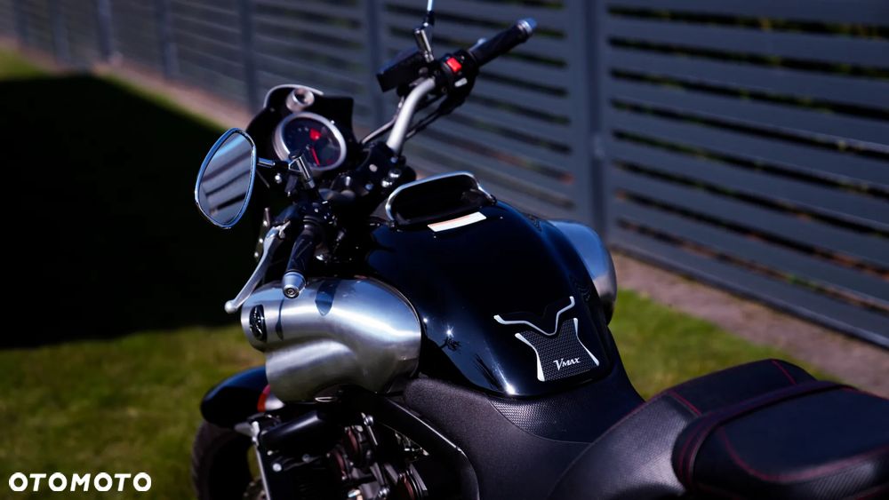 Yamaha V-MAX - 23