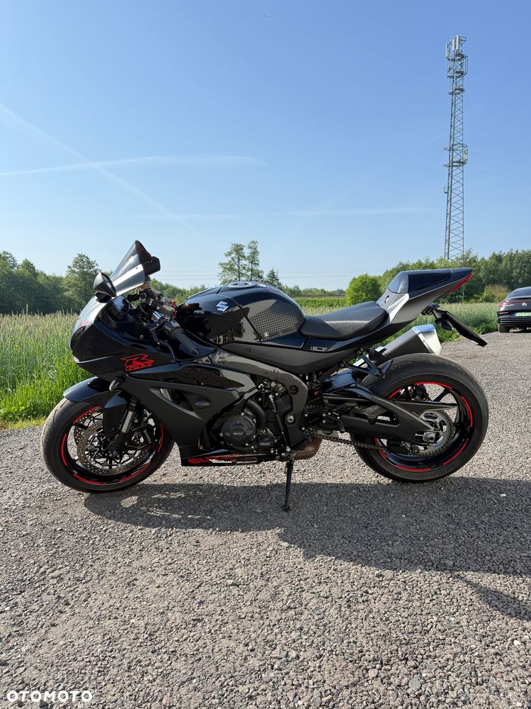 Suzuki GSX-R - 7