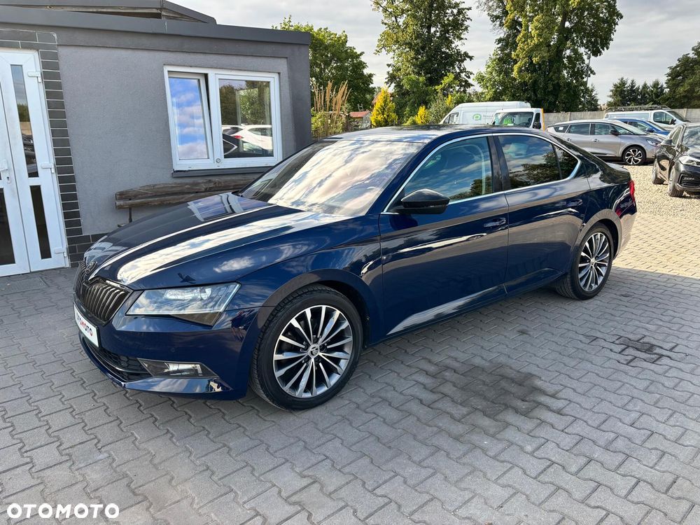 Skoda Superb 2.0 TDI Sportline - 1