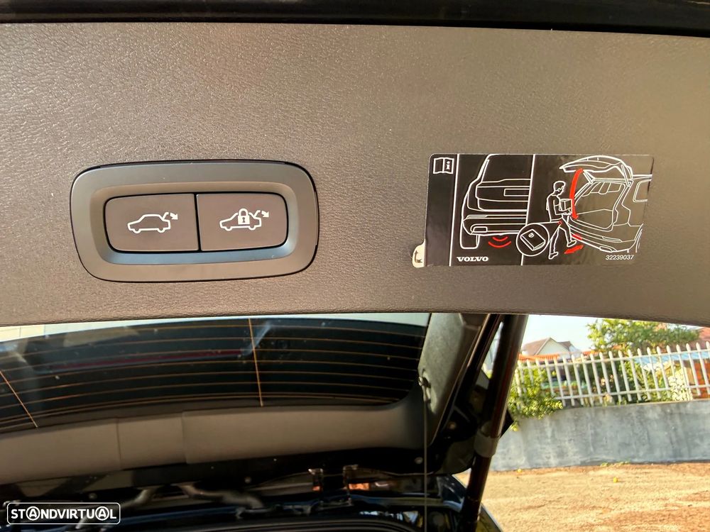 Volvo XC 40 1.5 T5 PHEV Inscription Expression - 32