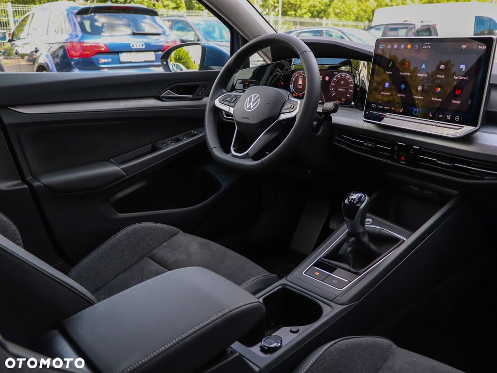 Volkswagen Golf Variant - 14