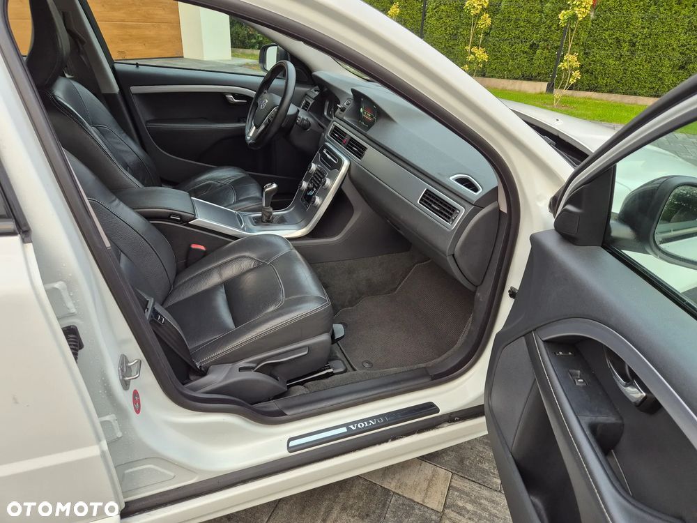 Volvo V70 T4 Drive-E Dynamic Momentum - 16