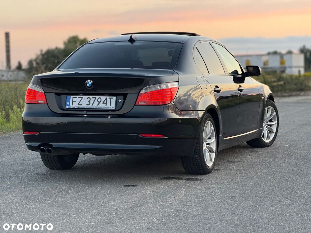 BMW Seria 5 530i - 5