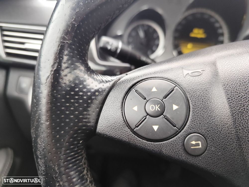 Mercedes-Benz E 250 CDi Avantgarde BlueEfficiency - 17