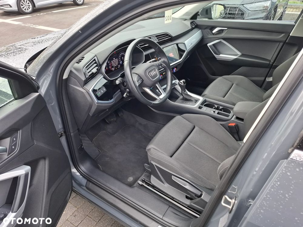 Audi Q3 Sportback - 10