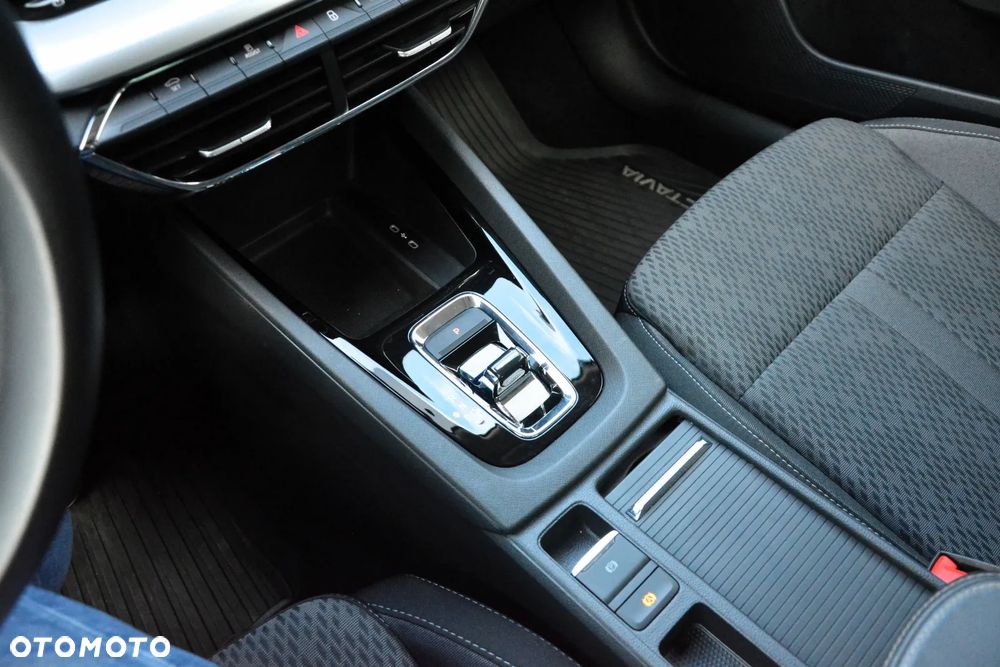 Skoda Octavia 1.5 TSI e-Tec Style DSG - 33