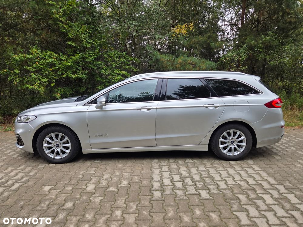 Ford Mondeo 2.0 Hybrid Titanium - 4