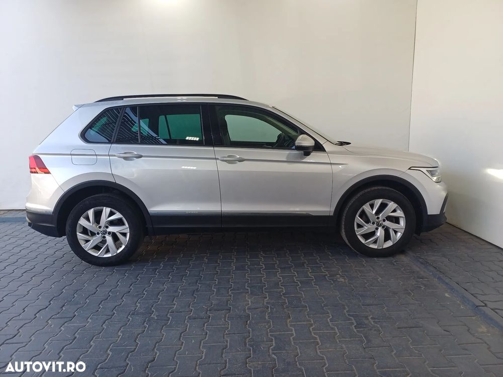 Volkswagen Tiguan 2.0 TDI SCR DSG 4Motion Life - 36