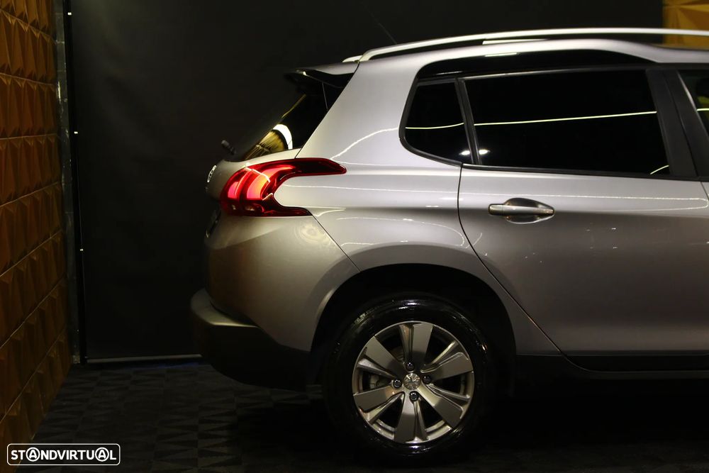 Peugeot 2008 1.6 BlueHDi Style - 8