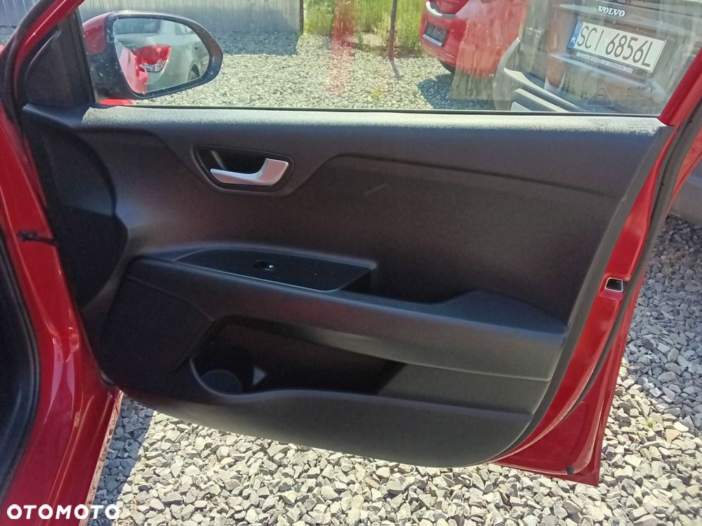 Kia Rio - 29
