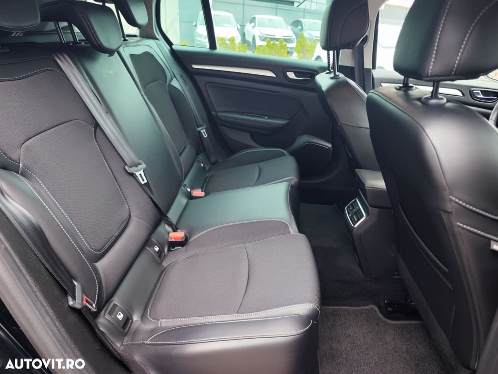 Renault Megane E-TECH 160 TECHNO - 16