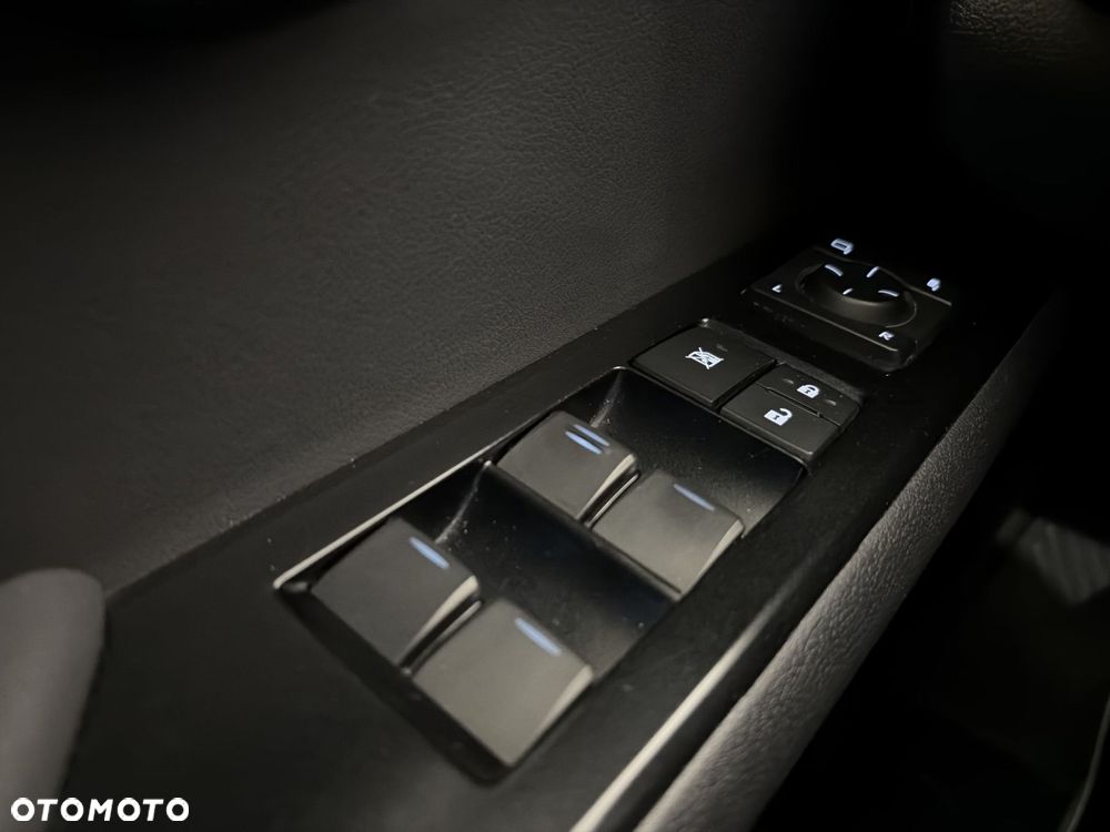 Lexus UX 250h GPF Business 2WD - 19