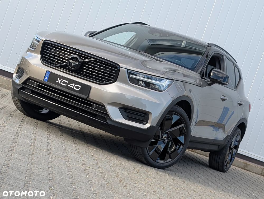 Volvo XC 40 B4 B AWD R-Design - 1