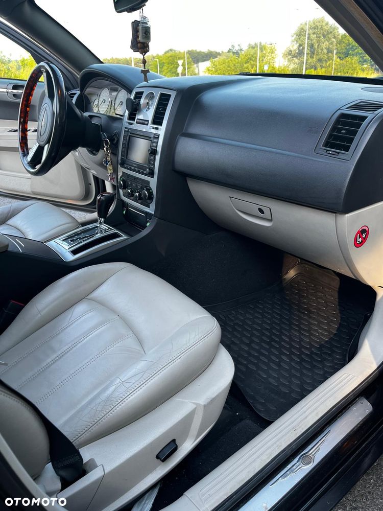Chrysler 300C 3.0 V6 CRD - 4