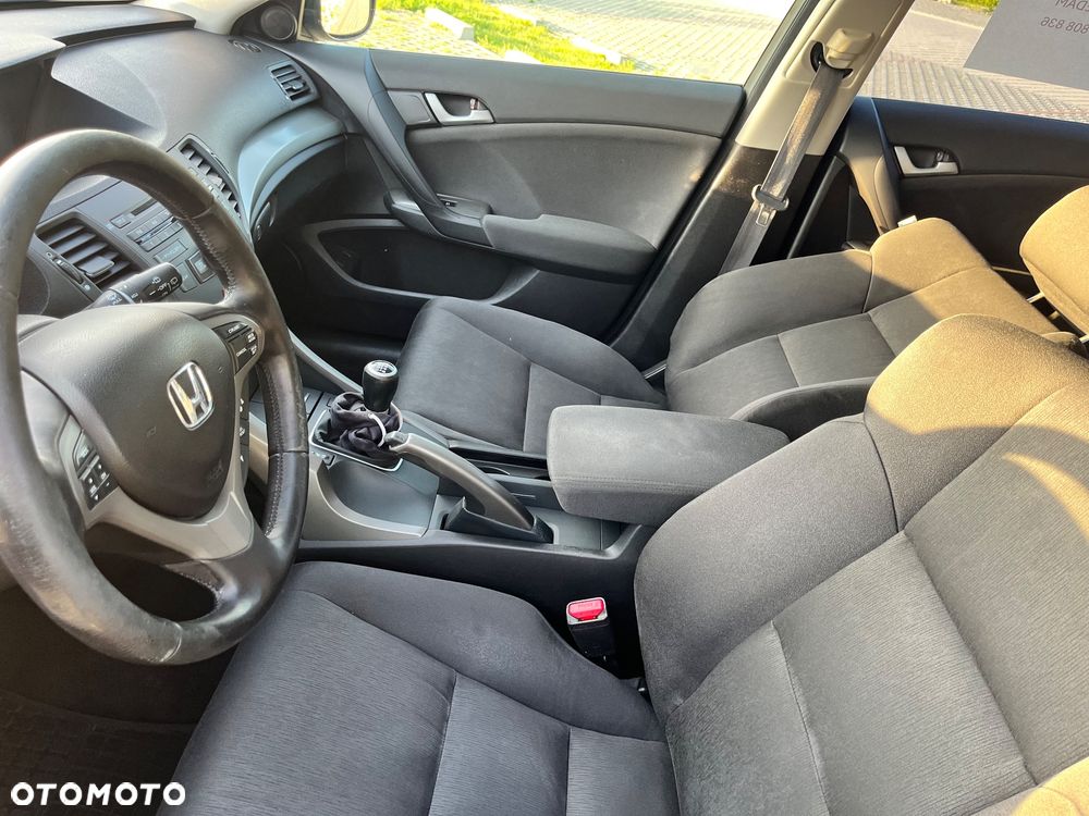 Honda Accord 2.0 Elegance Advantage - 19