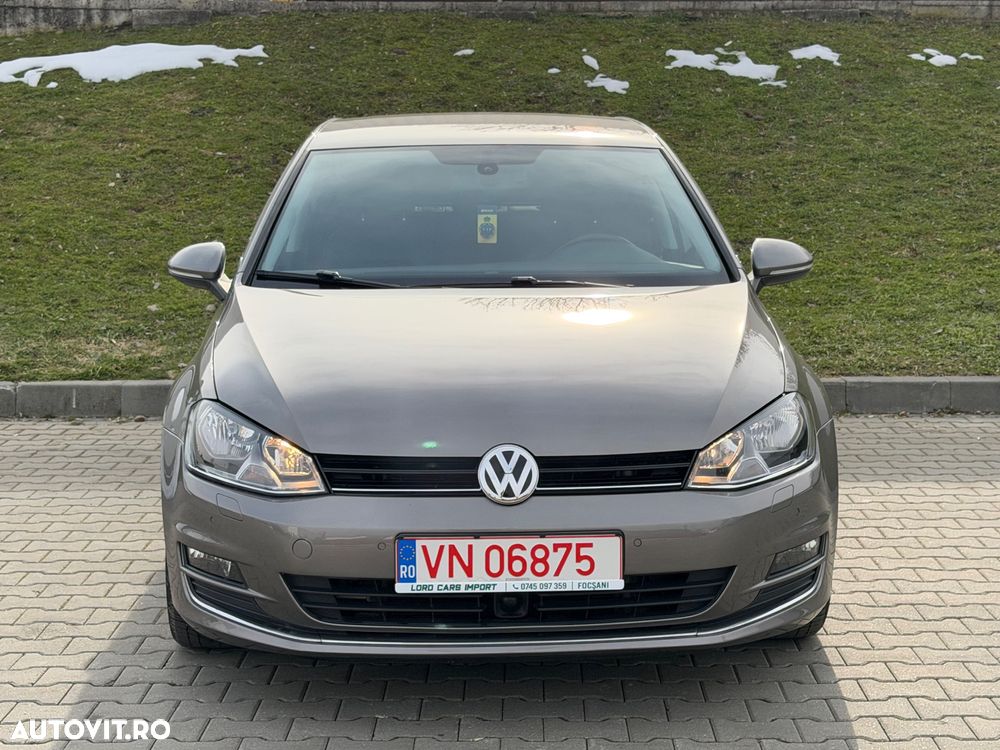 Volkswagen Golf 1.6 TDI DPF DSG MATCH - 3
