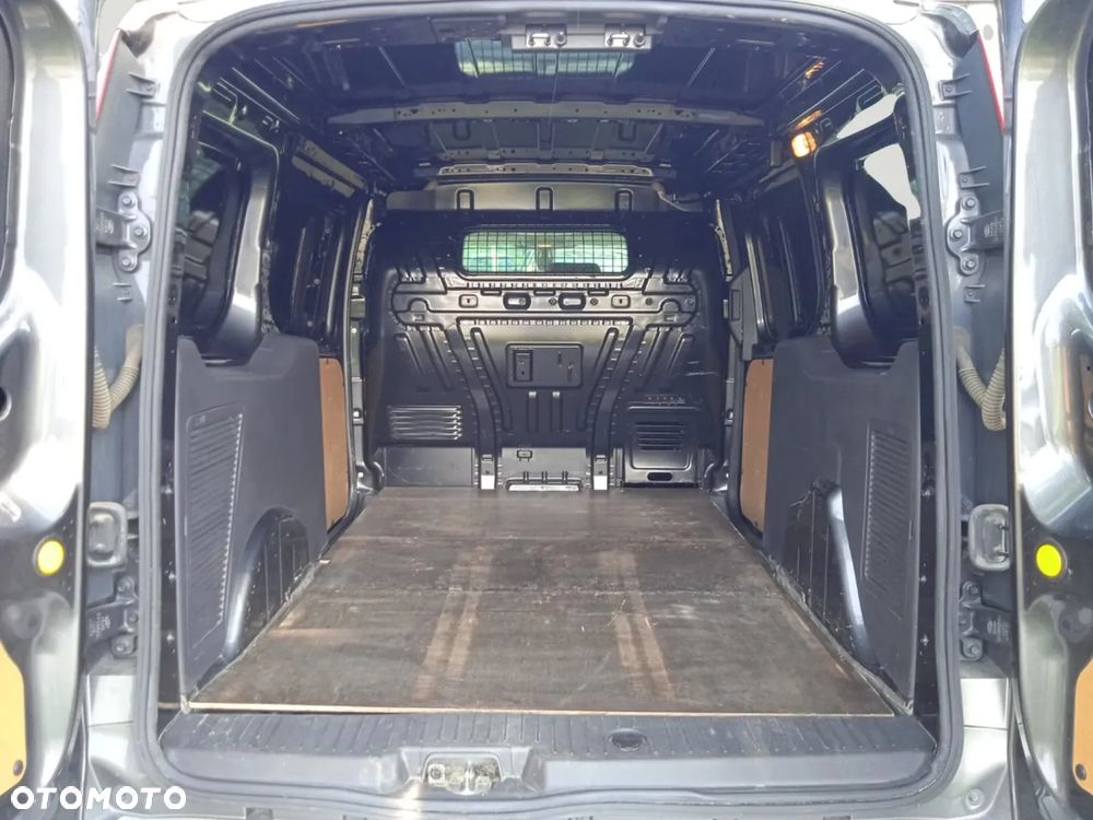 Ford Transit Connect - 36
