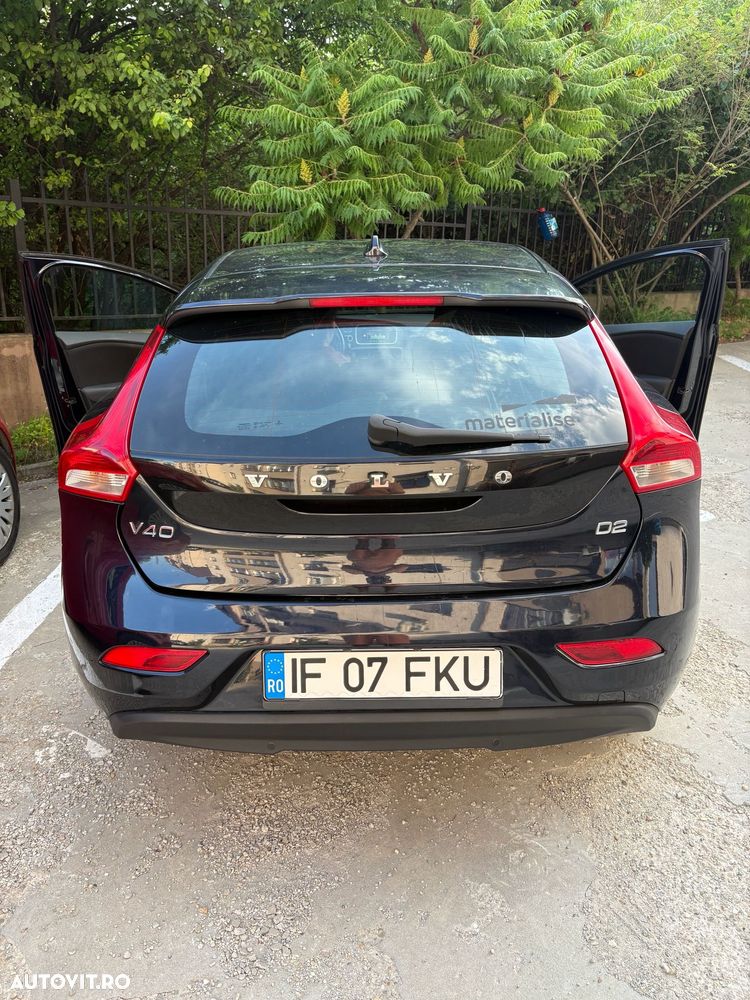 Volvo V40 D2 Basic - 4