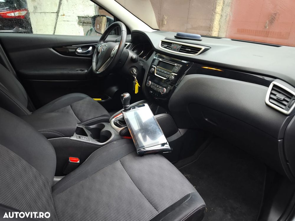 Nissan Qashqai 1.2 DIG-T TEKNA - 12