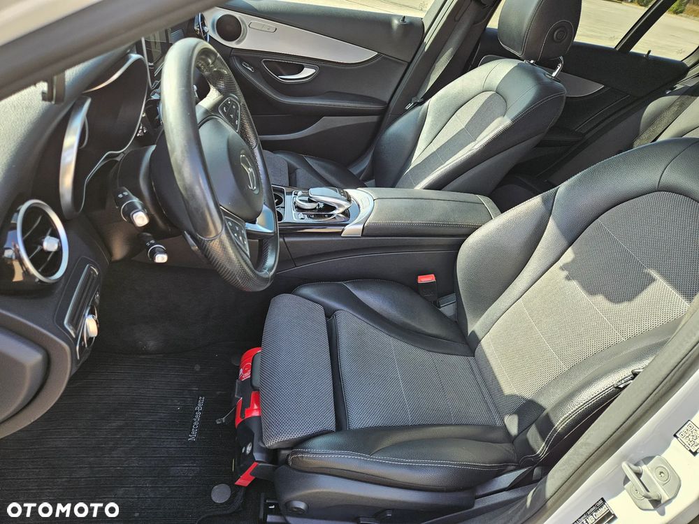 Mercedes-Benz Klasa C 200 (BlueTEC) d 7G-TRONIC Exclusive - 24
