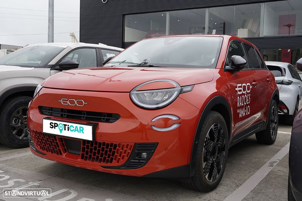 Fiat 600e 54 kWh La Prima - 2