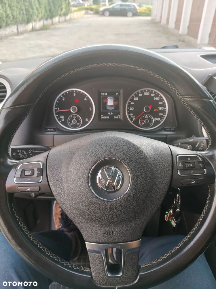 Volkswagen Tiguan 2.0 TDI DPF 4Motion BlueMotion Technology DSG Sport & Style - 14