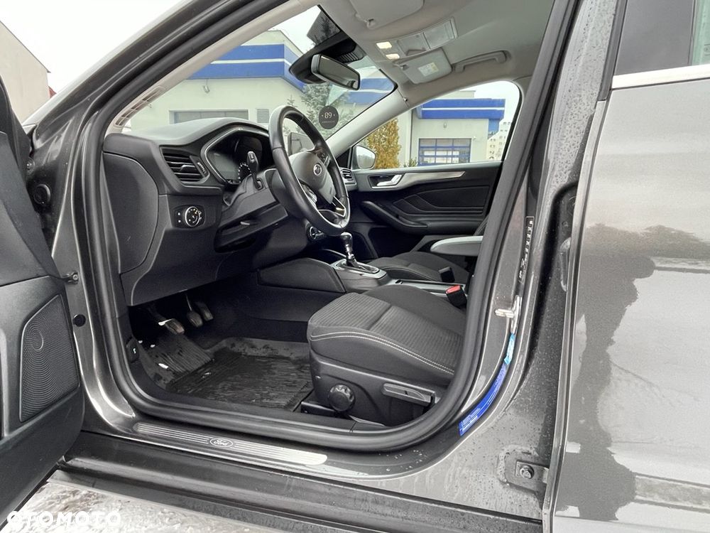 Ford Focus 2.0 EcoBlue Titanium - 18