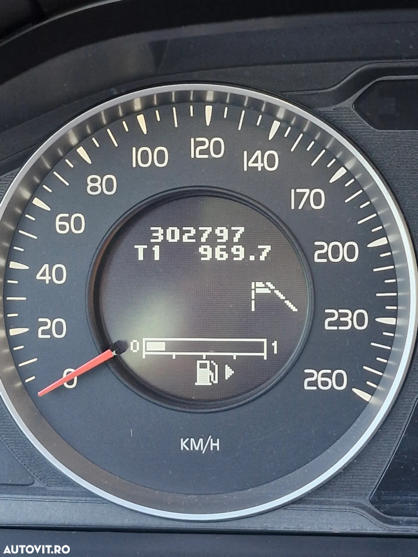 Volvo V60 T4 Basic - 27