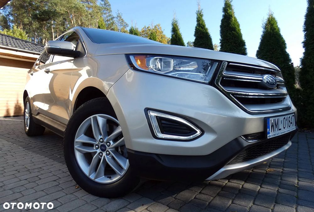 Ford Edge 2.0 EcoBlue Twin-Turbo 4WD Titanium - 24