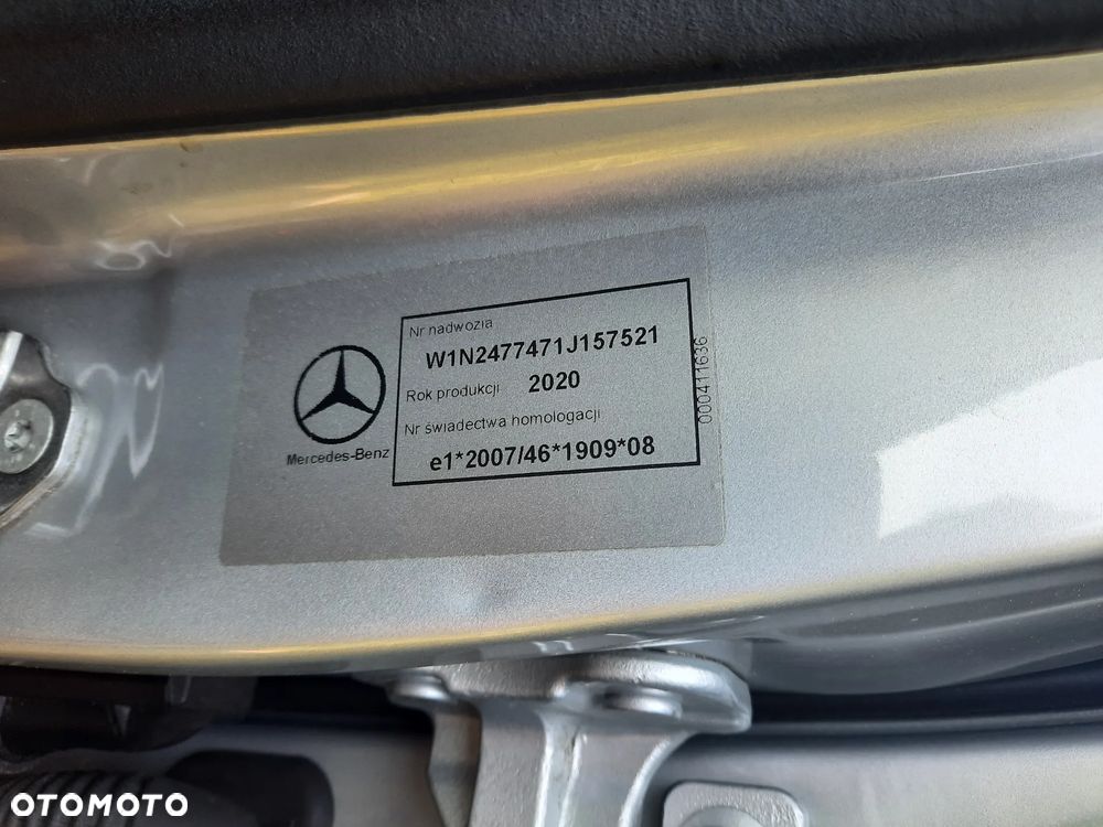 Mercedes-Benz GLA 250 4-Matic - 4
