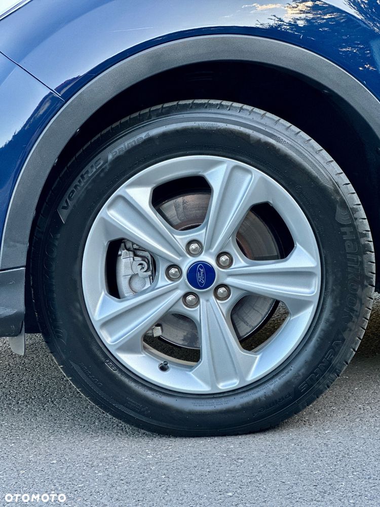 Ford Kuga 2.0 TDCi 2x4 Titanium - 6