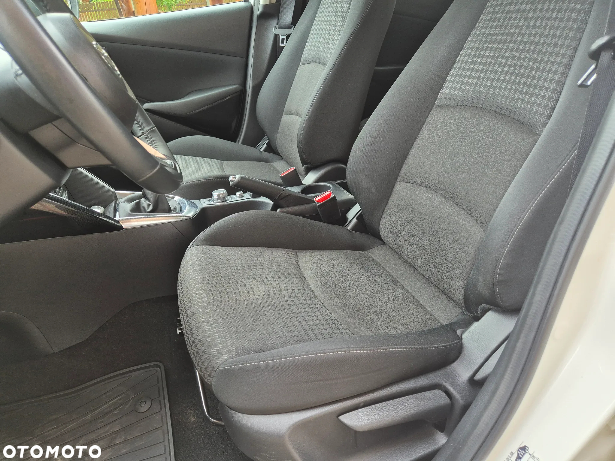 Mazda 2 SKYACTIV-G 90 White Edition - 9