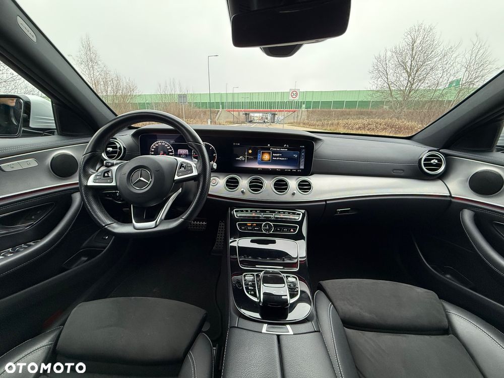 Mercedes-Benz Klasa E - 13