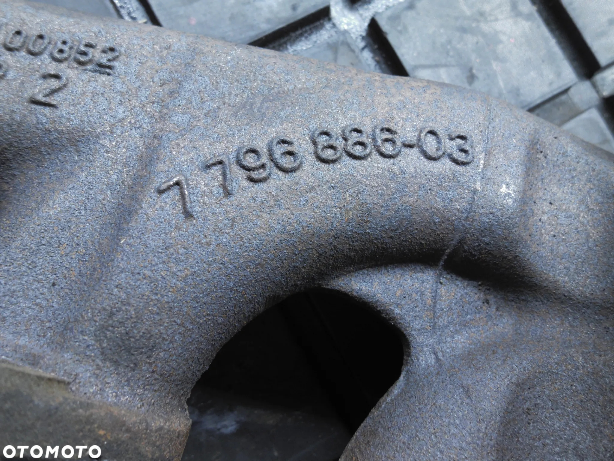 KOLEKTOR WYDECHOWY BMW E65 3.0D 7796886-03 - 2