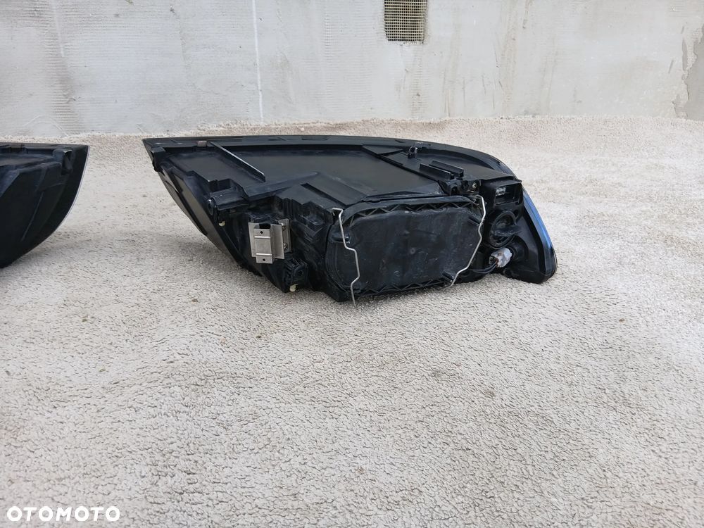 LAMPA PRZEDNIA LEWA  XSENON VOLVO V50 EUROPA - 10