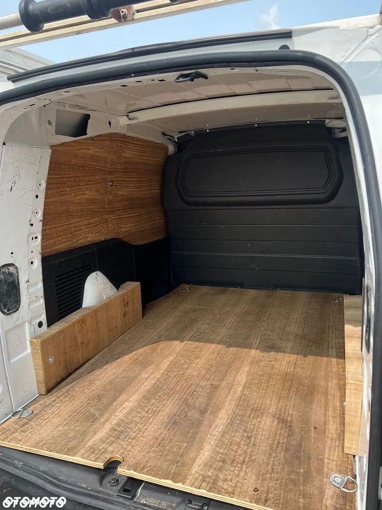 Peugeot Partner - 14