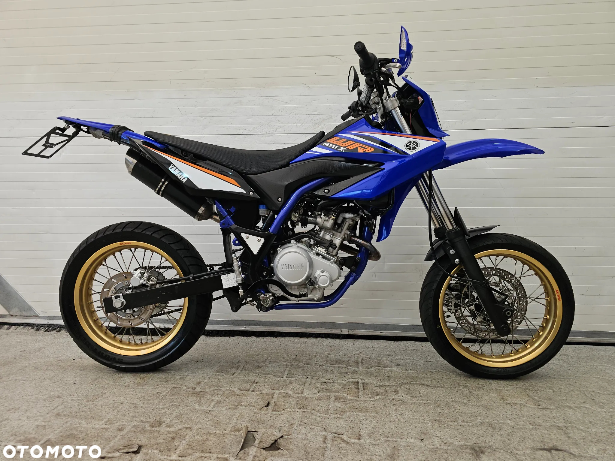 Yamaha WR - 6