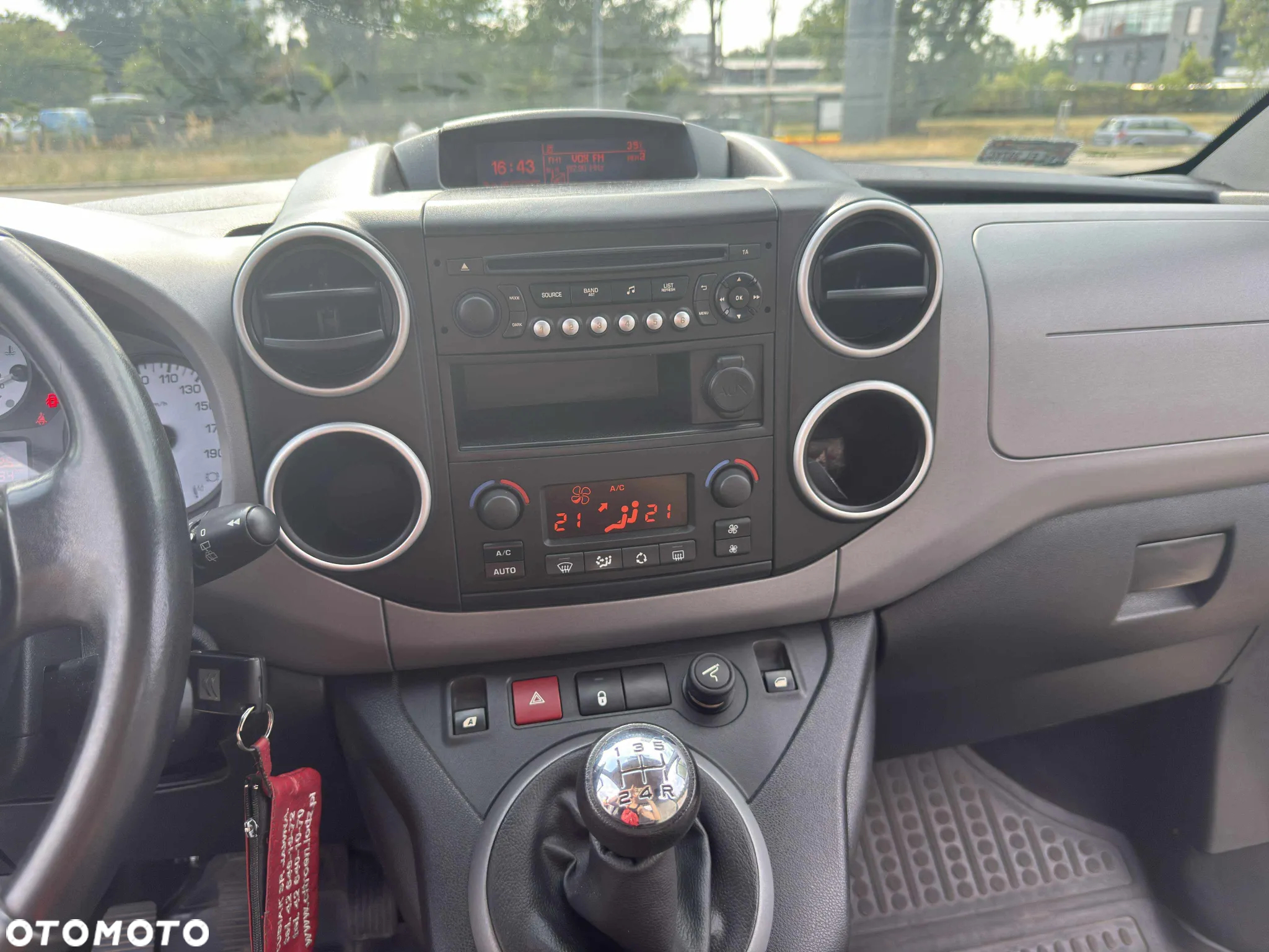 Citroën Berlingo 1.6 BlueHDi MoreLife - 19