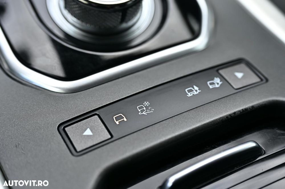 Land Rover Range Rover Evoque 2.0 D150 HSE - 32