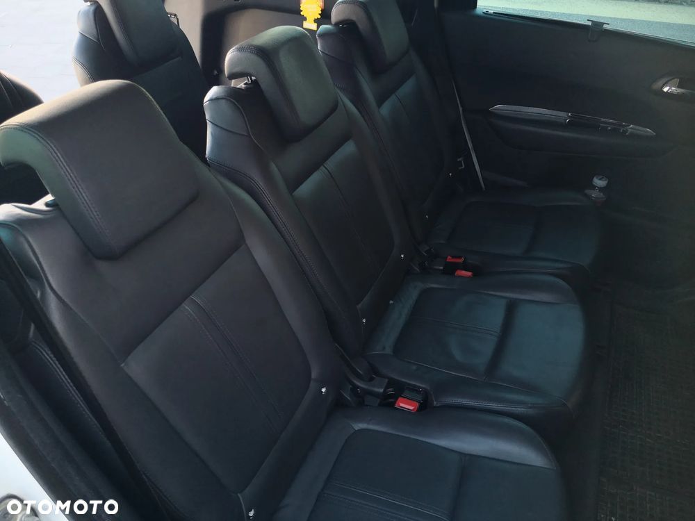 Peugeot 5008 - 9