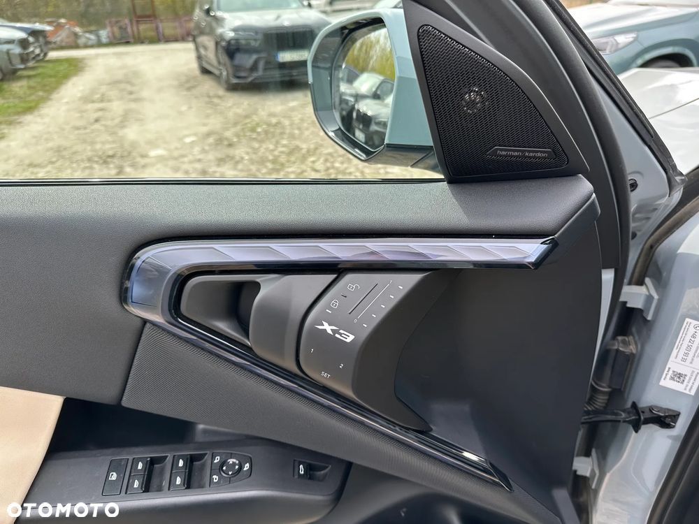 BMW X3 xDrive20d mHEV - 14
