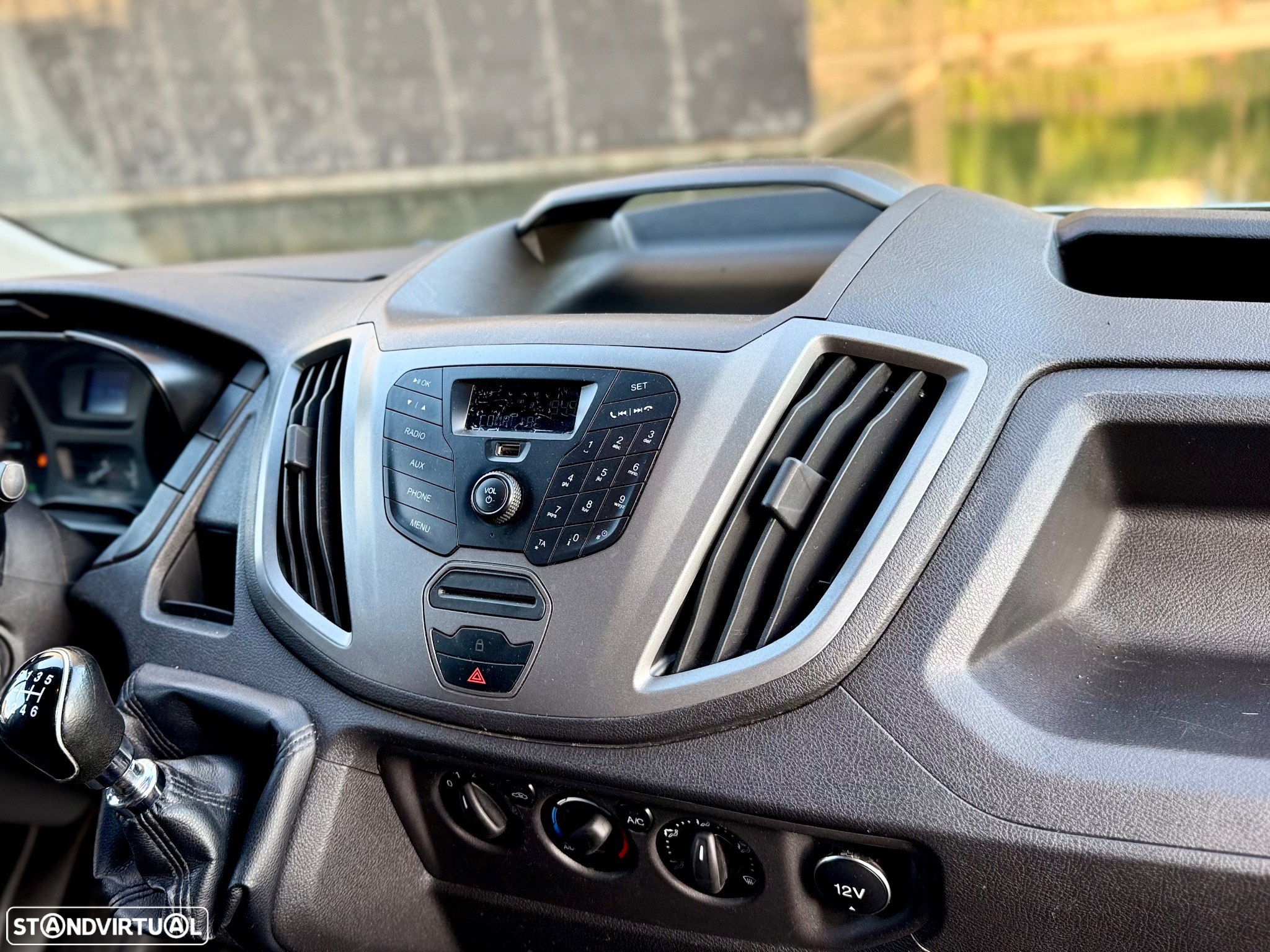 Ford TRANSIT 3300kg 3L - 11