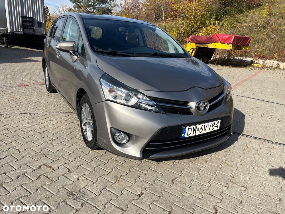 Toyota Verso 1.6 D-4D Prestige 7os - 9