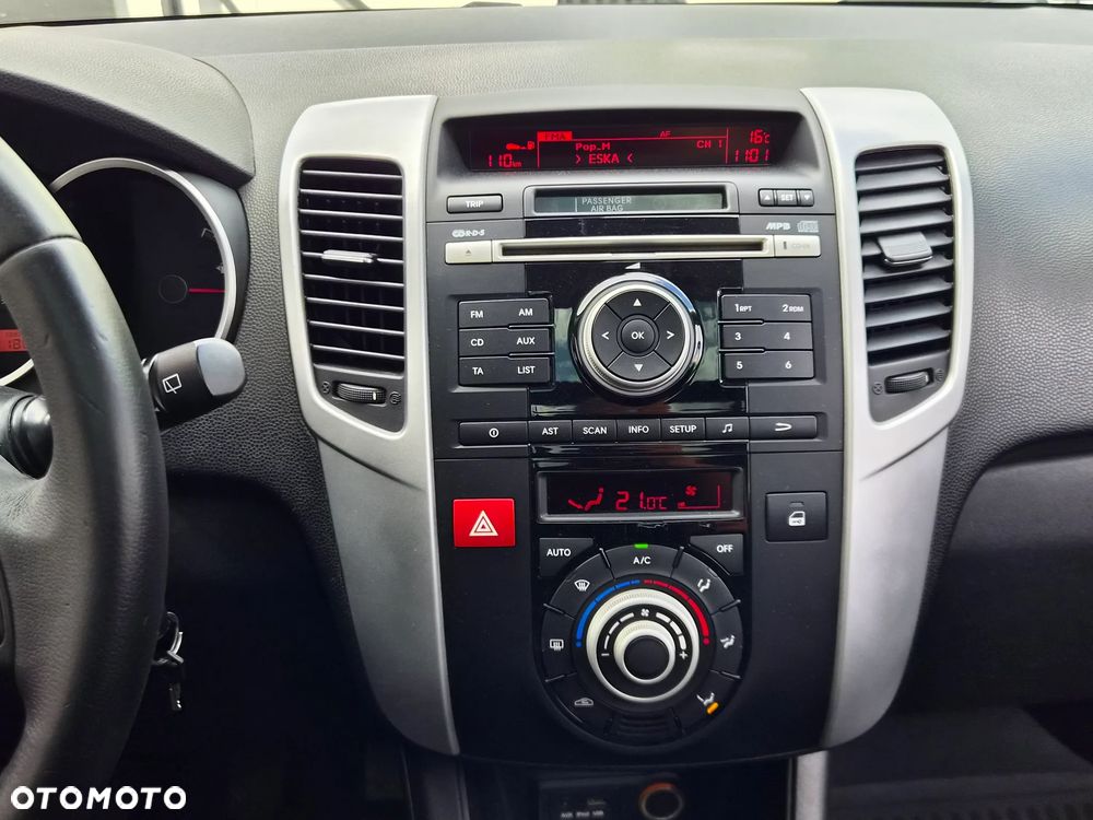 Kia Venga 1.4 L - 9
