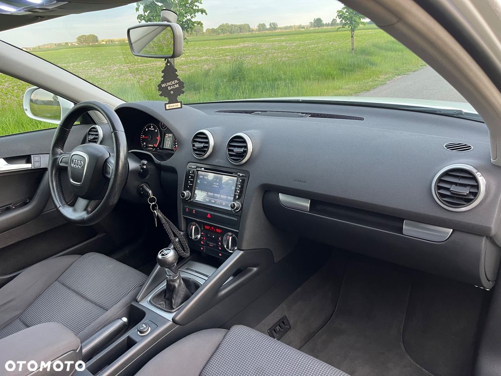 Audi A3 Sportback 2.0 TDI Ambition - 25