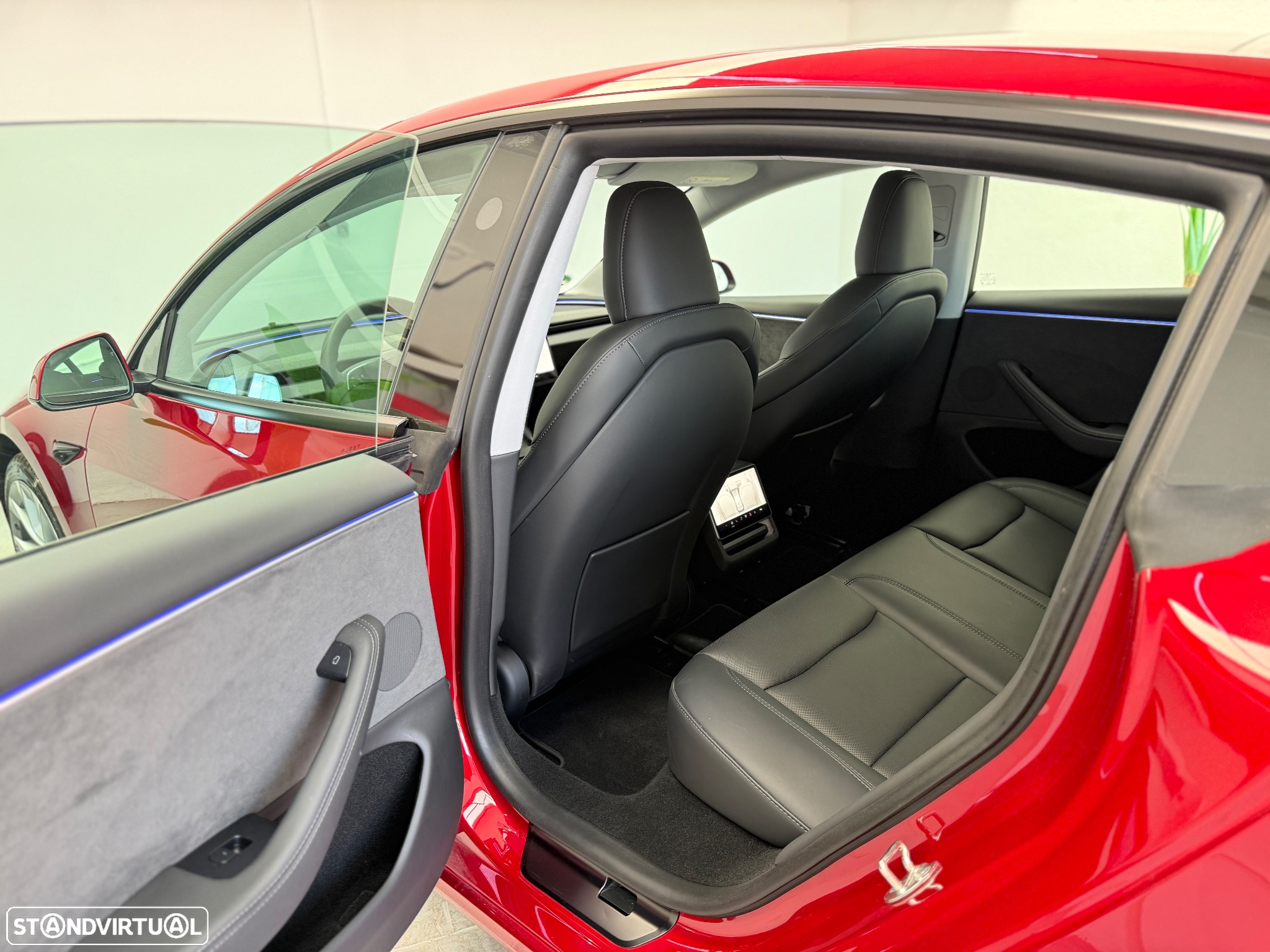 Tesla Model 3 Long Range AWD Dual Motor - 22