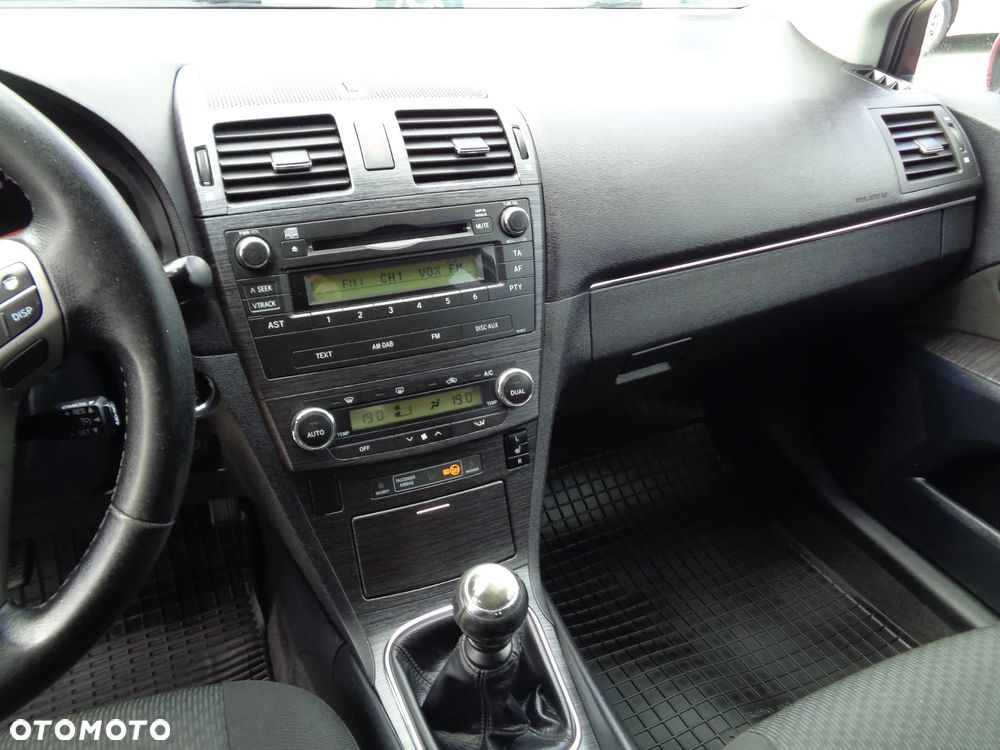 Toyota Avensis 2.0 D-4D Sol Premium - 14