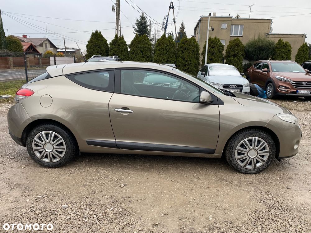 Renault Megane 1.6 16V Dynamique Euro5 - 16